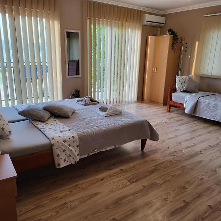 גולובאץ Sun And River Apartments מראה חיצוני תמונה