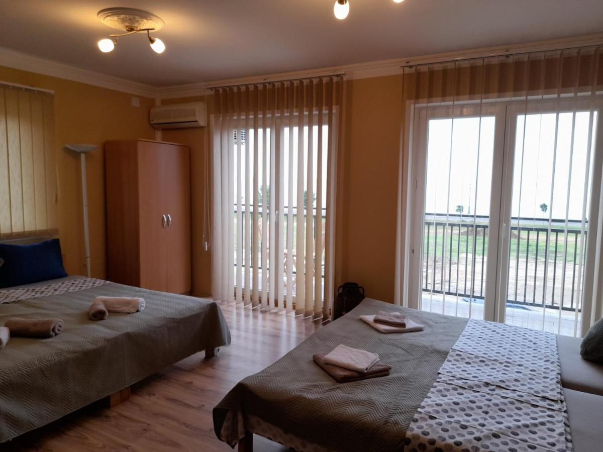 גולובאץ Sun And River Apartments מראה חיצוני תמונה