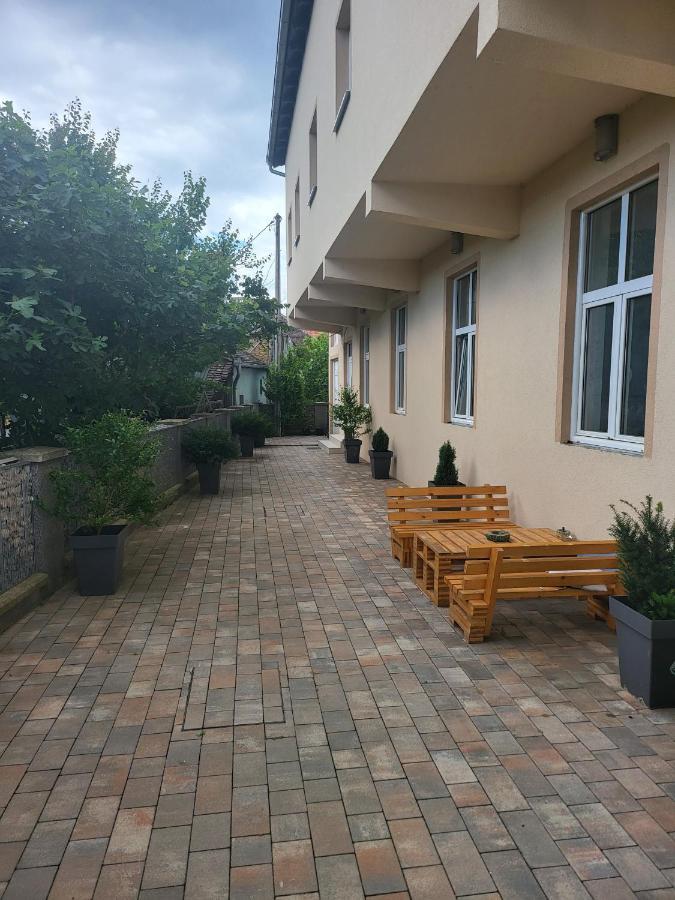 גולובאץ Sun And River Apartments מראה חיצוני תמונה